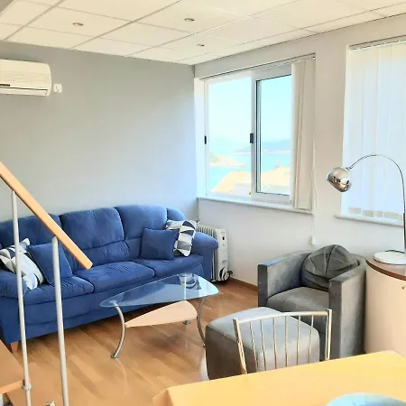 Apartament Nikatoni