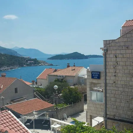 Nikatoni