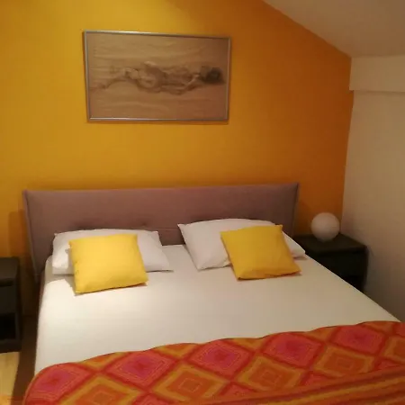 Apartament Nikatoni *
